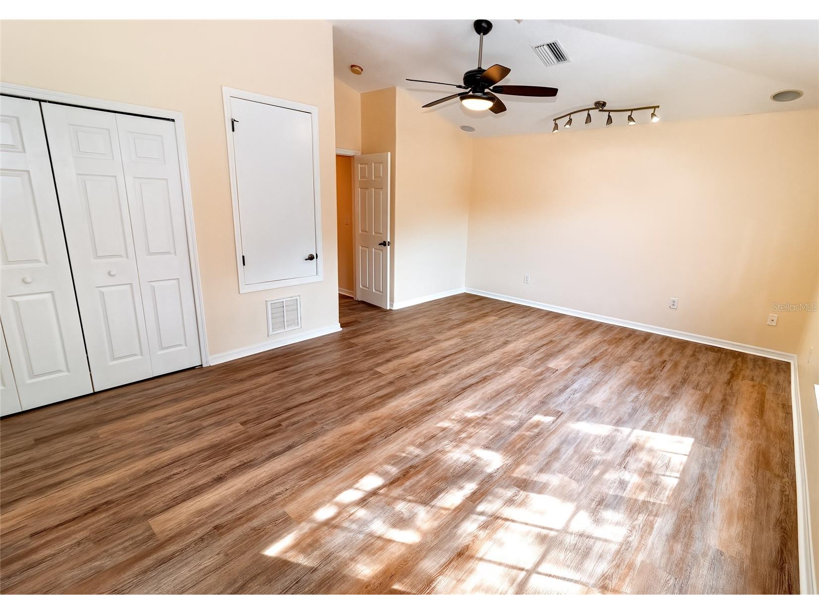 11108 Belle Haven Drive New Port Richey FL 34654 W7882482 image57