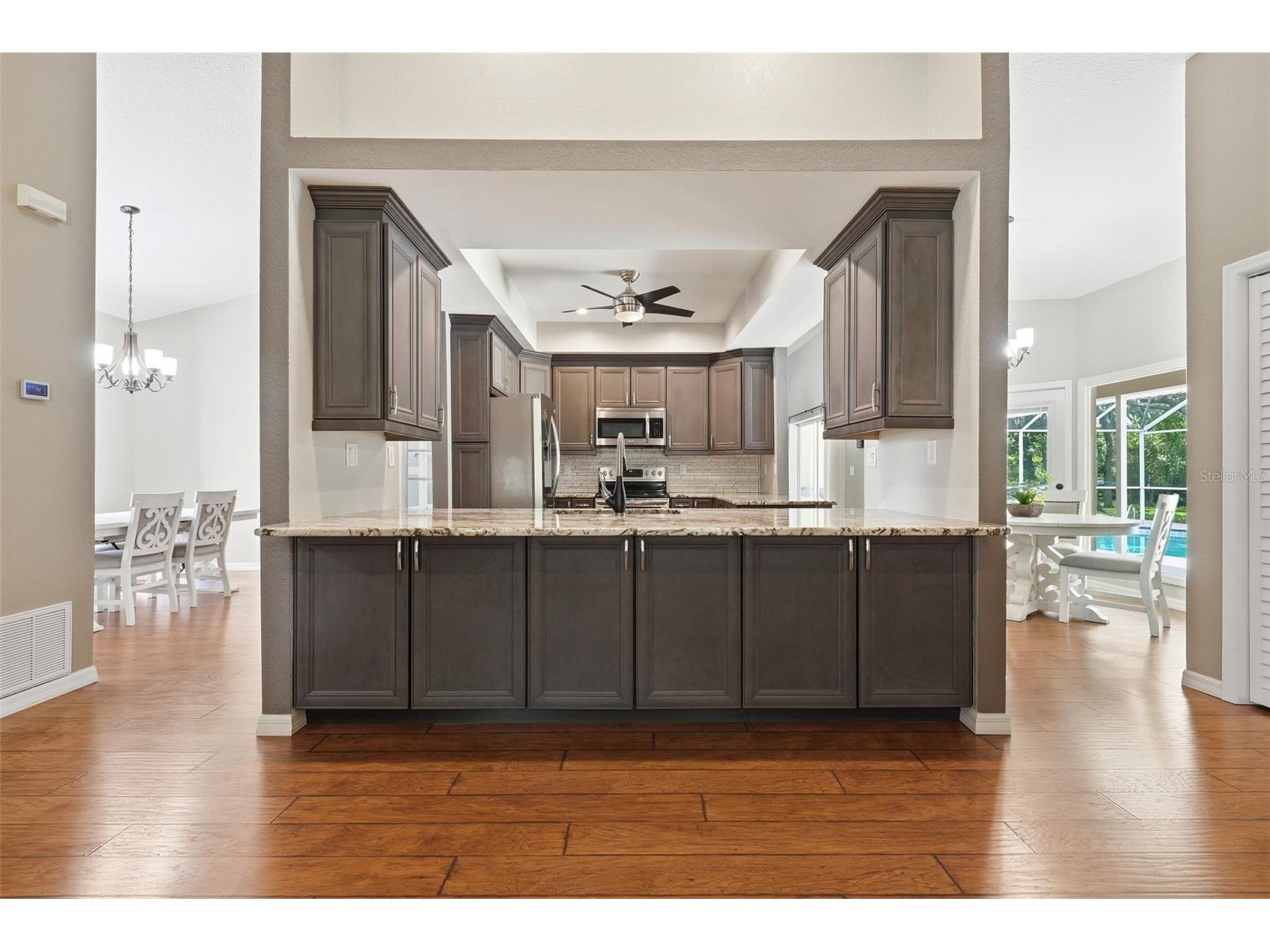 11109 Golden Eagle Avenue Weeki Wachee FL 34613 W7886905 image15