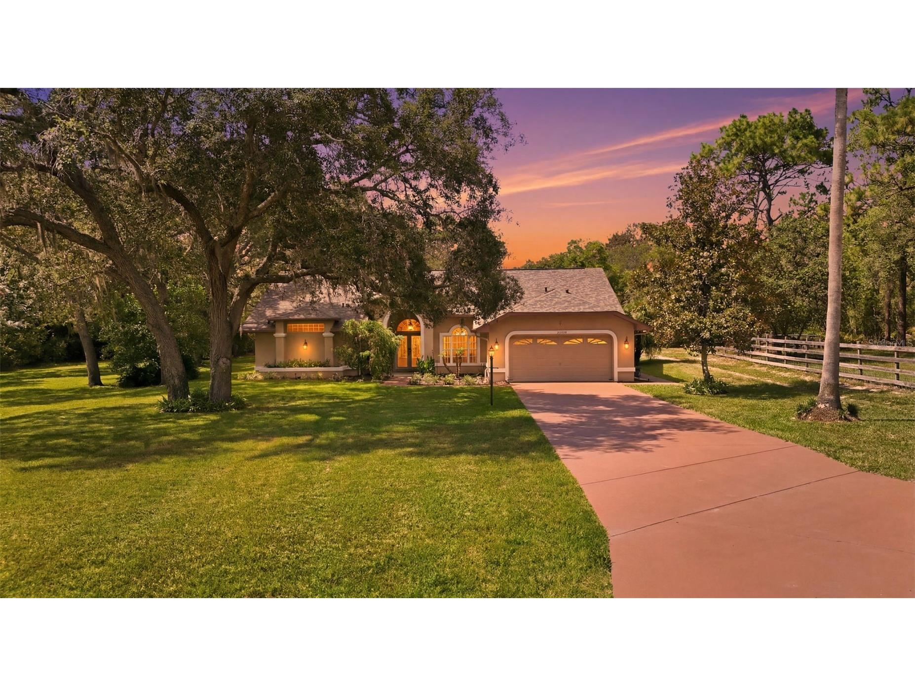 11109 Golden Eagle Avenue Weeki Wachee FL 34613 W7886905 image2