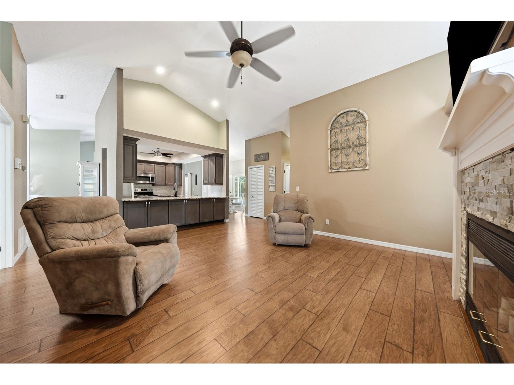 11109 Golden Eagle Avenue Weeki Wachee FL 34613 W7886905 image23
