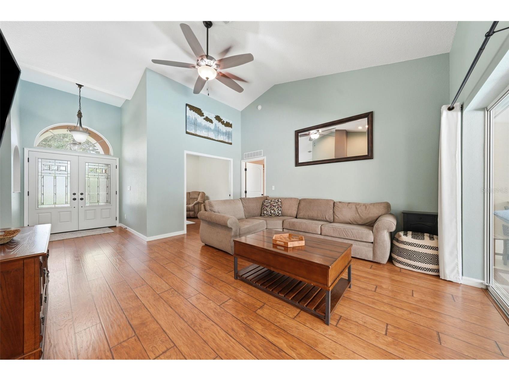 11109 Golden Eagle Avenue Weeki Wachee FL 34613 W7886905 image5