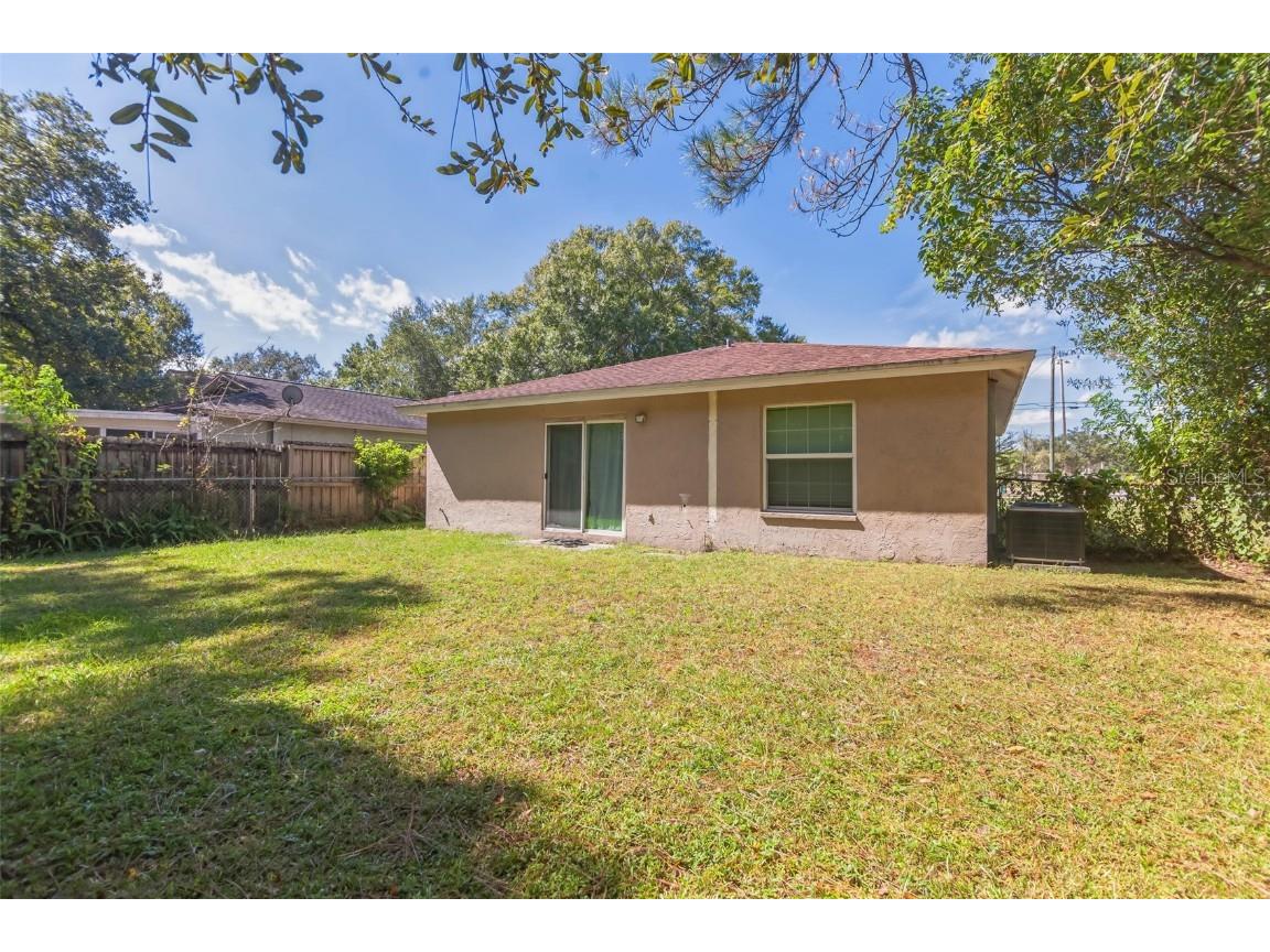 11109 N 50th Street Tampa FL 33617 A4586101 image1