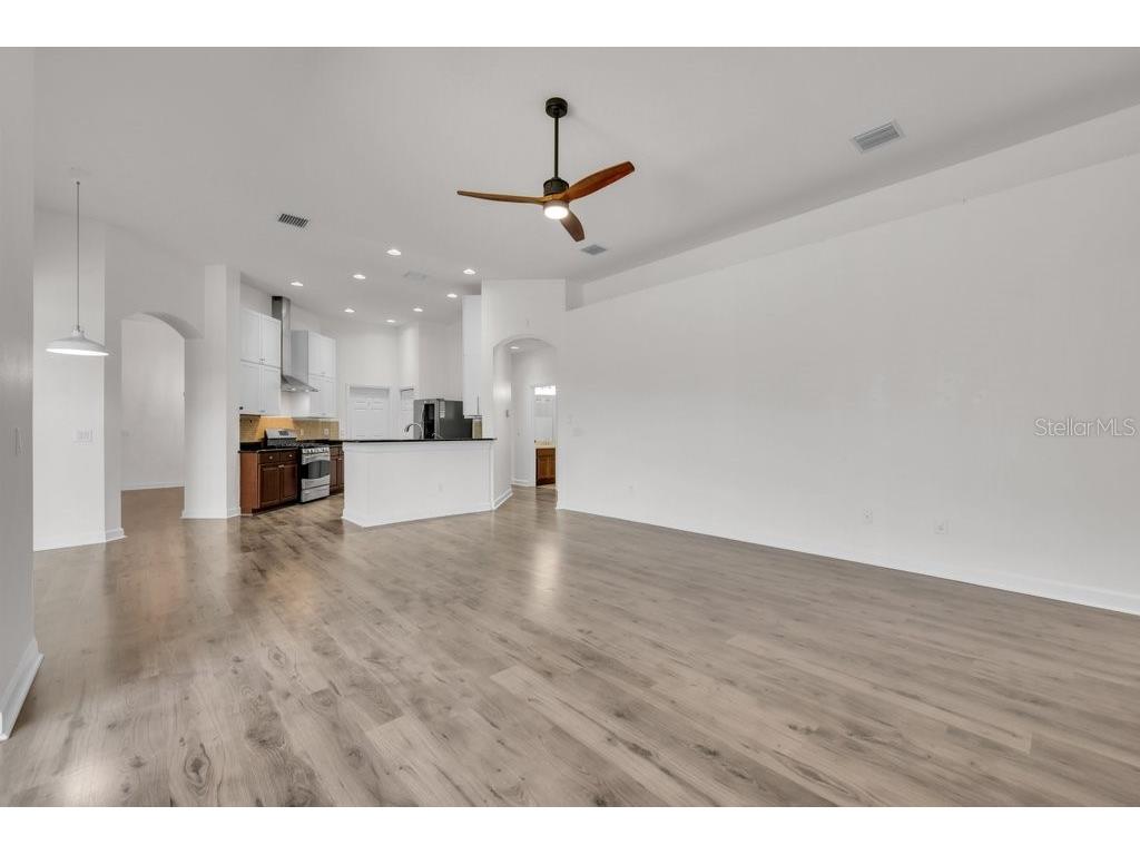 11109 Wembley Landing Drive Lithia FL 33547 TB8527159 image17