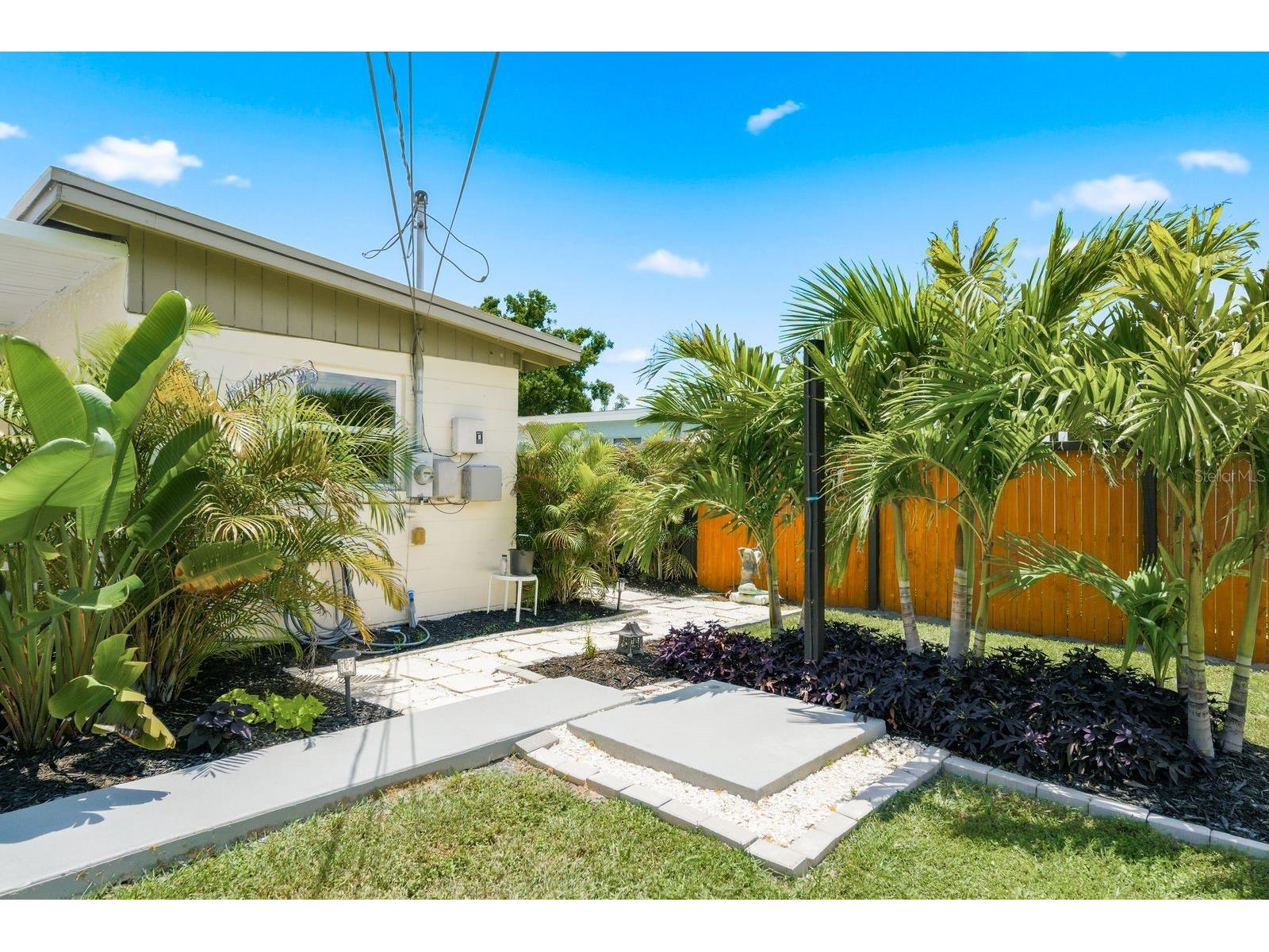 1111 61st Avenue N Saint Petersburg FL 33703 TB8517438 image30