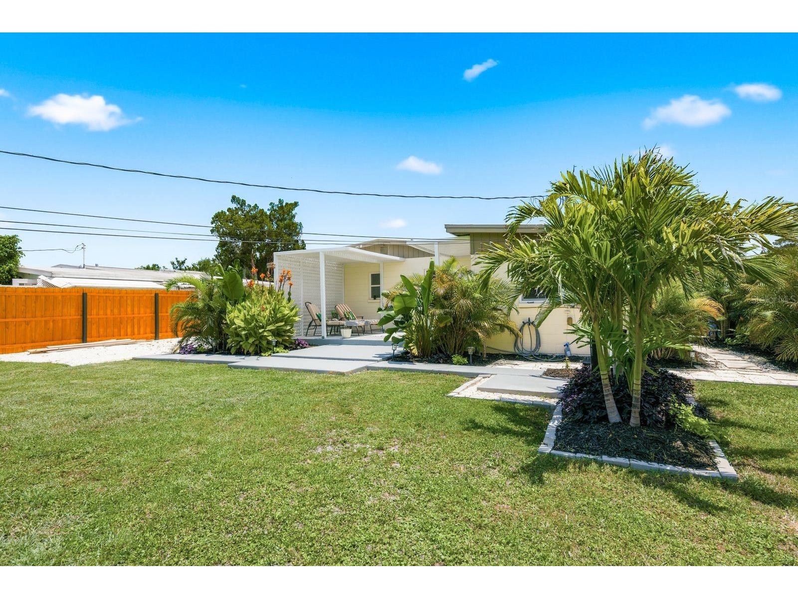 1111 61st Avenue N Saint Petersburg FL 33703 TB8517438 image31