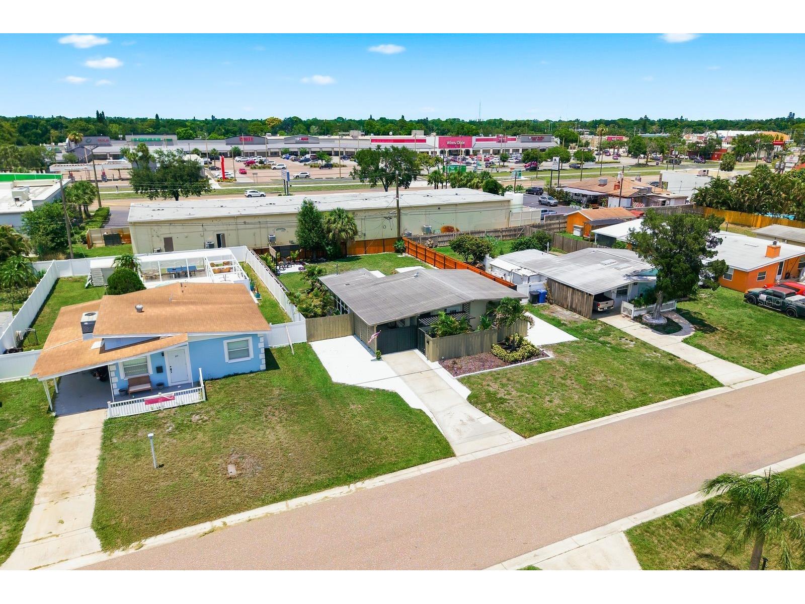 1111 61st Avenue N Saint Petersburg FL 33703 TB8517438 image47