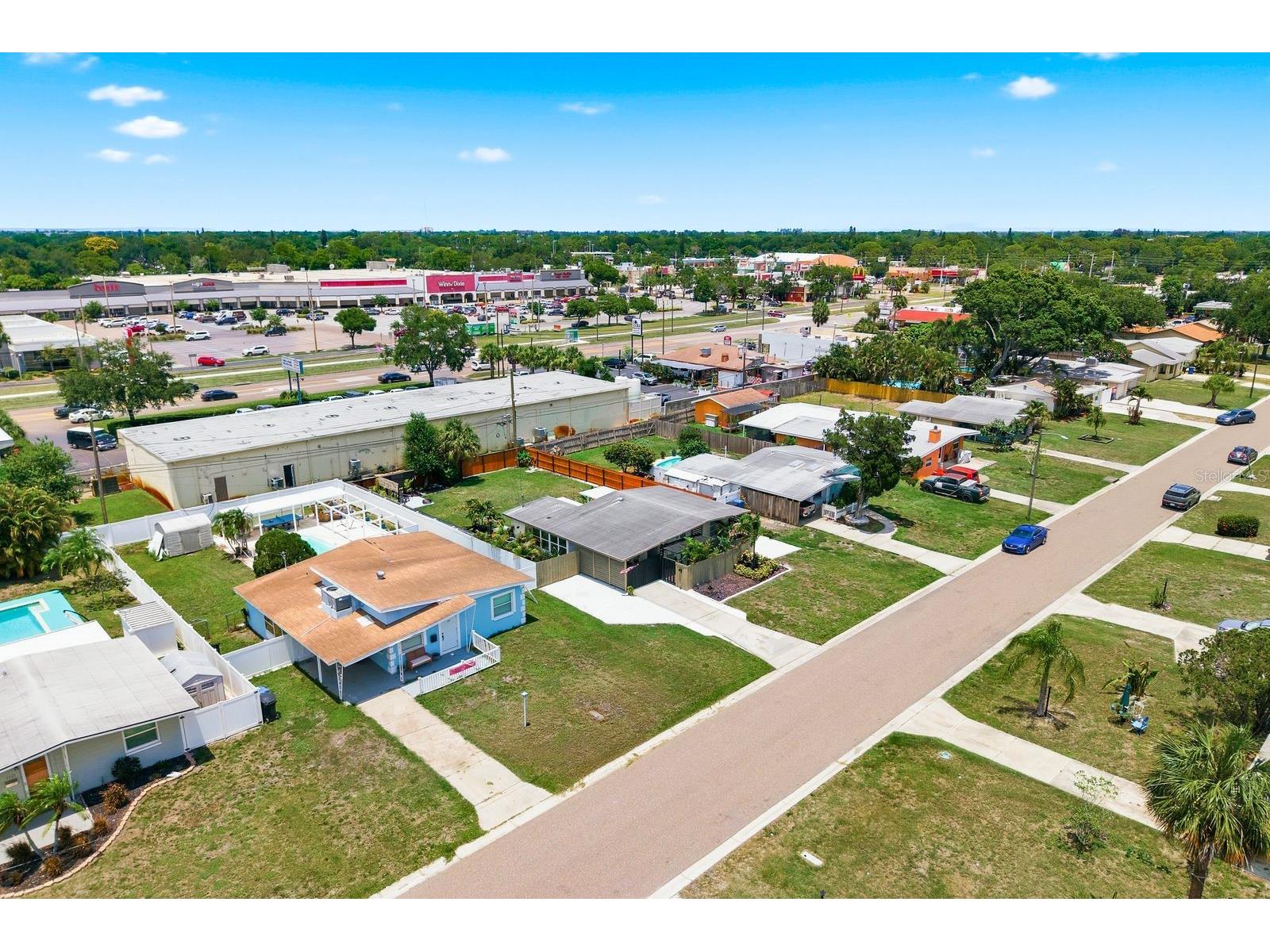 1111 61st Avenue N Saint Petersburg FL 33703 TB8517438 image48