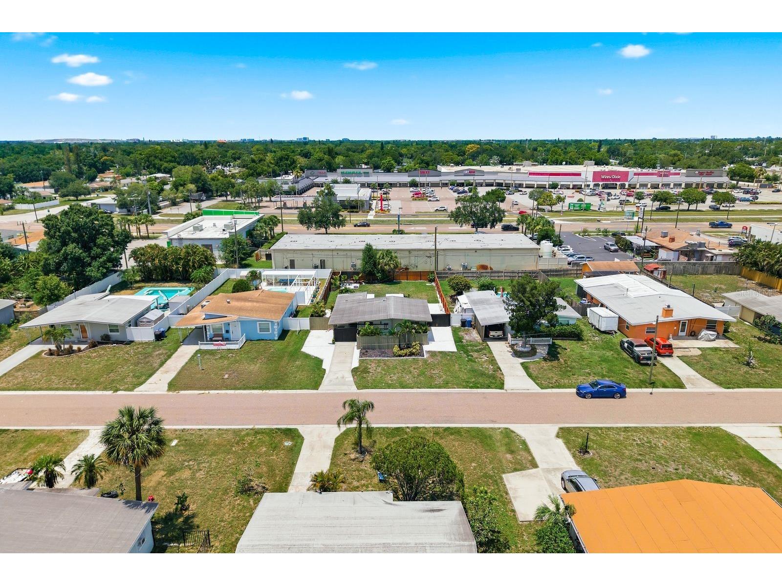 1111 61st Avenue N Saint Petersburg FL 33703 TB8517438 image49