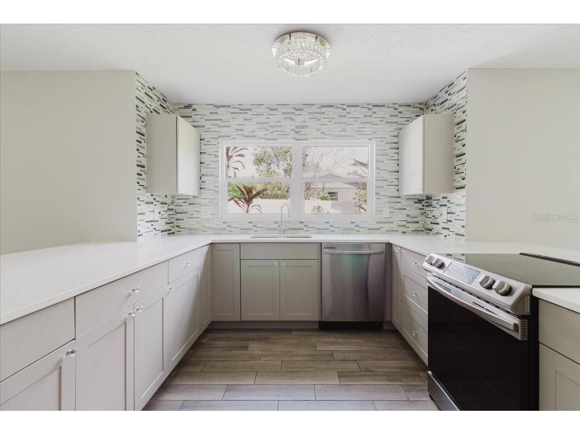 1111 Bryan Road Brandon FL 33511 TB8429273 image12