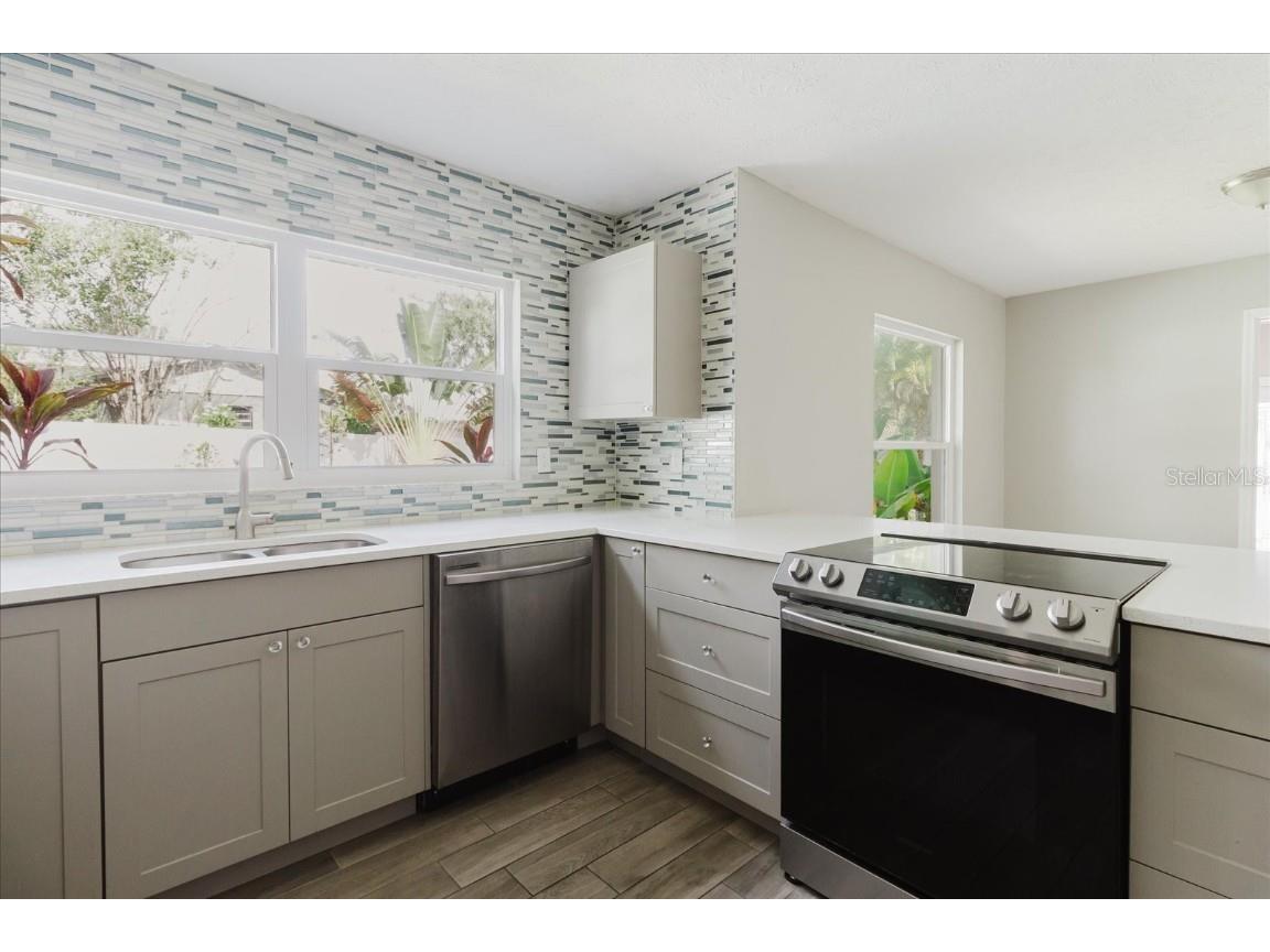 1111 Bryan Road Brandon FL 33511 TB8429273 image15