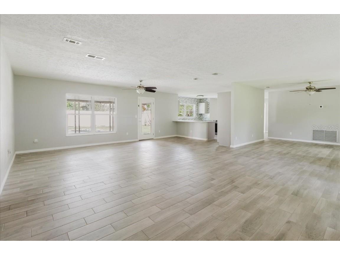 1111 Bryan Road Brandon FL 33511 TB8429273 image4