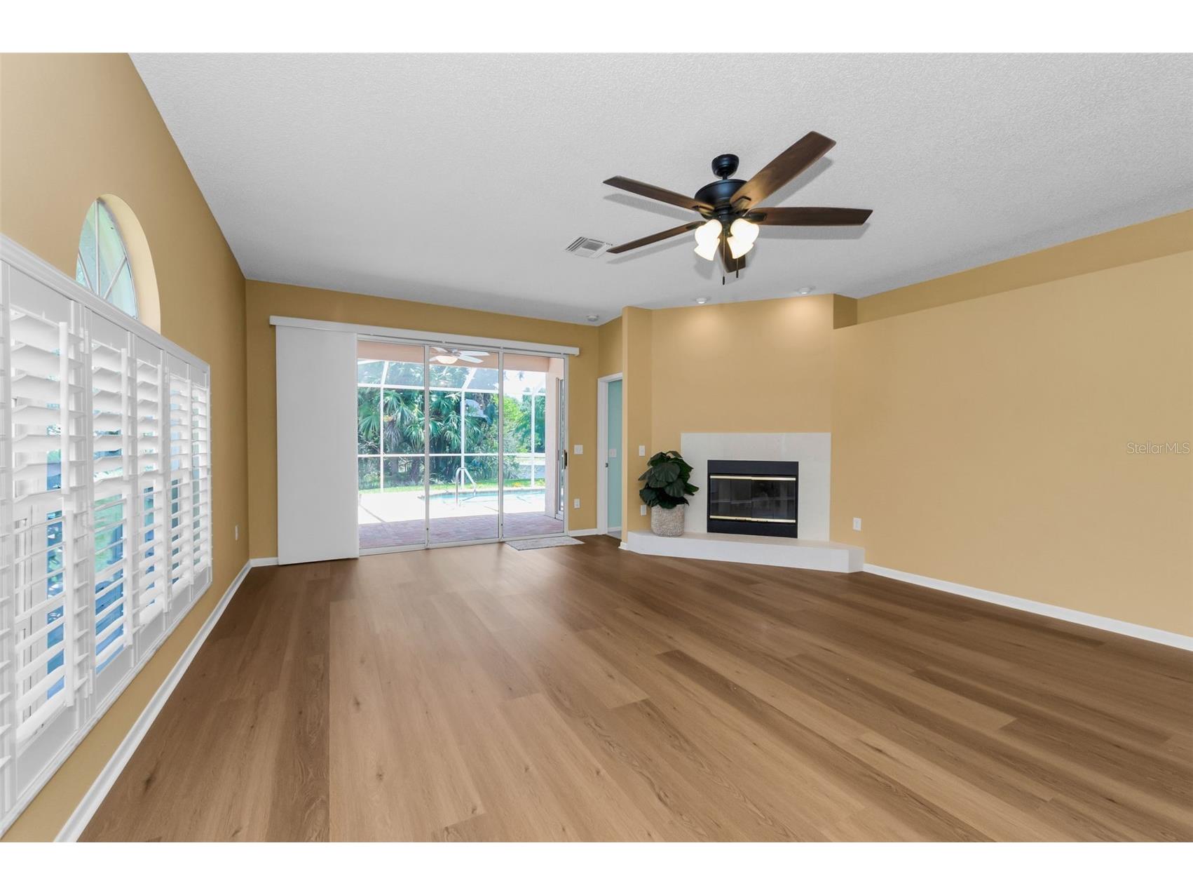 1111 Dartford Drive Tarpon Springs FL 34688 TB8530217 image13
