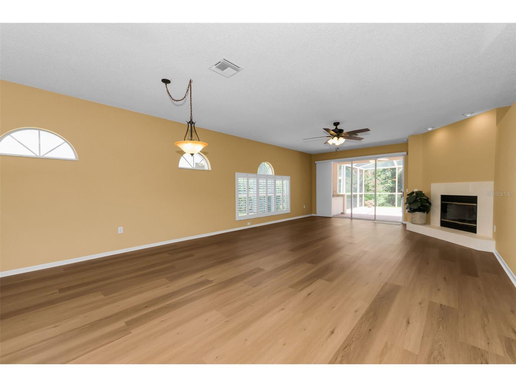 1111 Dartford Drive Tarpon Springs FL 34688 TB8530217 image17