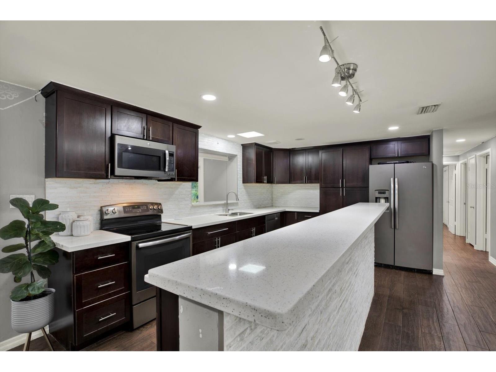 1111 Durant Road Brandon FL 33511 TB8513608 image5