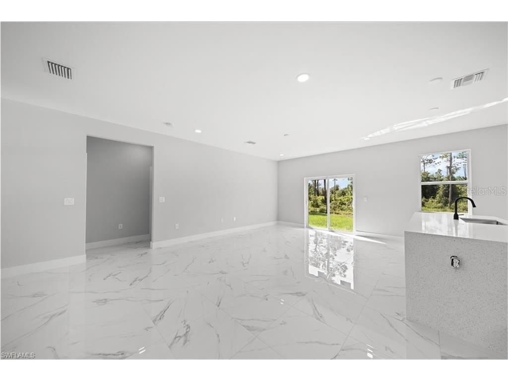 1111 Dutchess Street E Lehigh Acres FL 33974 A4686495 image9