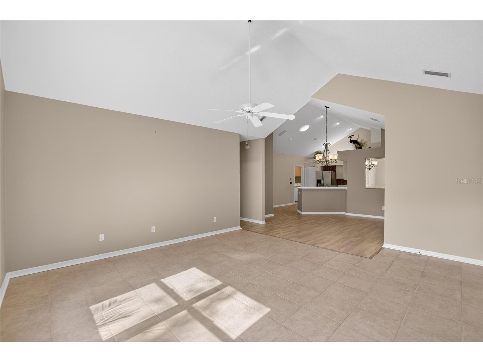 1111 Golfview Woods Drive #1111 Sun City Center FL 33573 TB8463820 image10