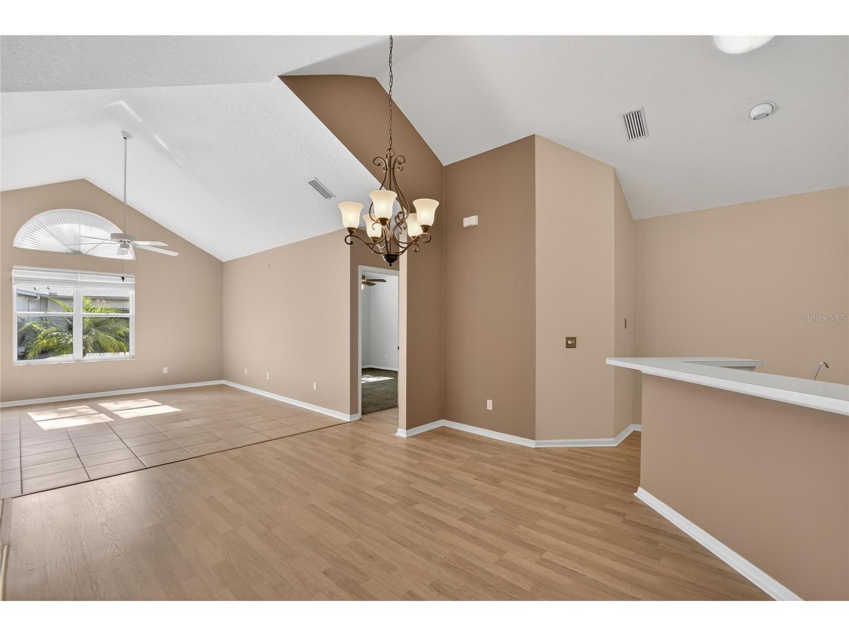 1111 Golfview Woods Drive #1111 Sun City Center FL 33573 TB8463820 image13