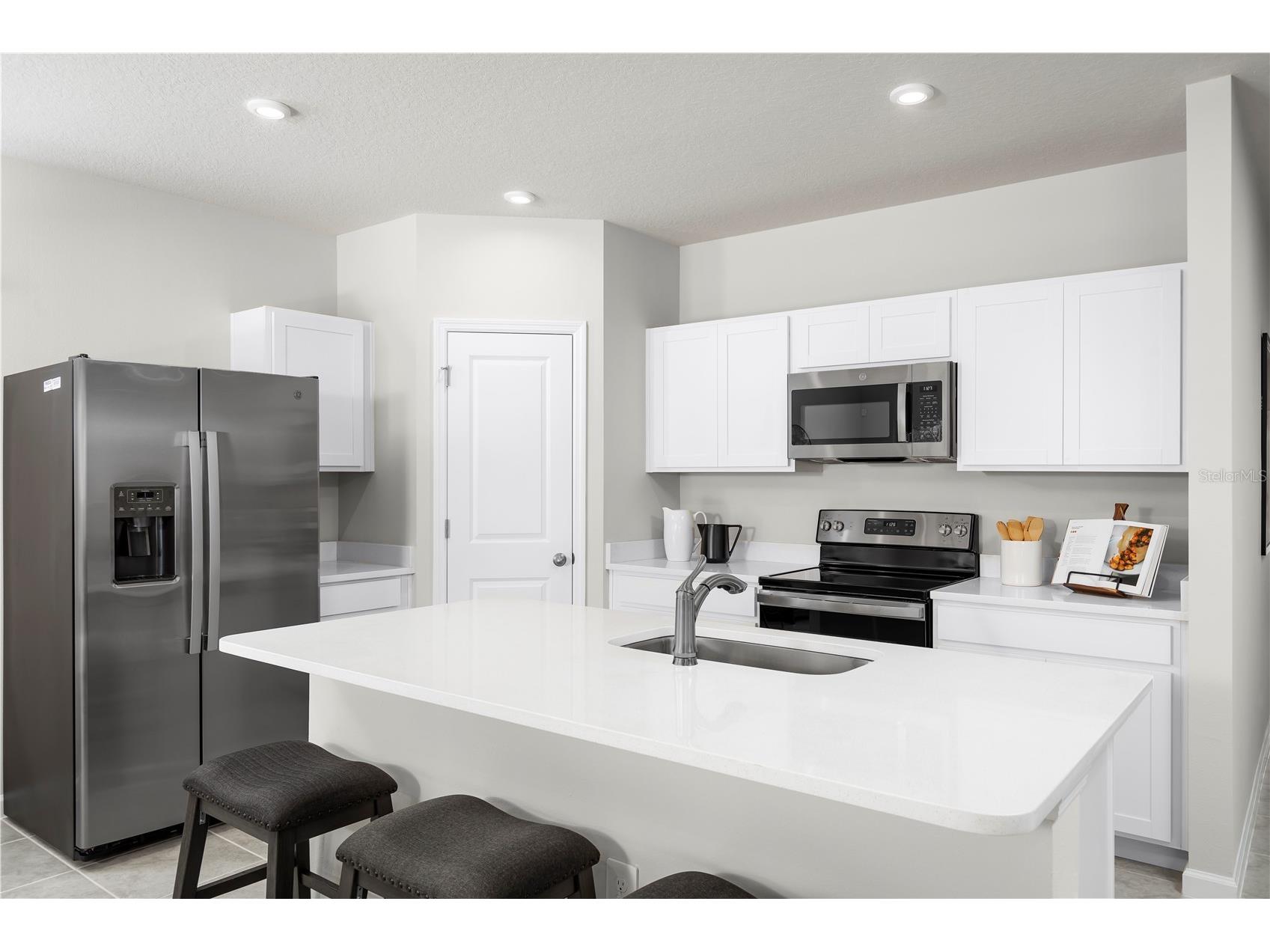 1111 Hickory Branch Drive Lakeland FL 33811 W7886243 image5