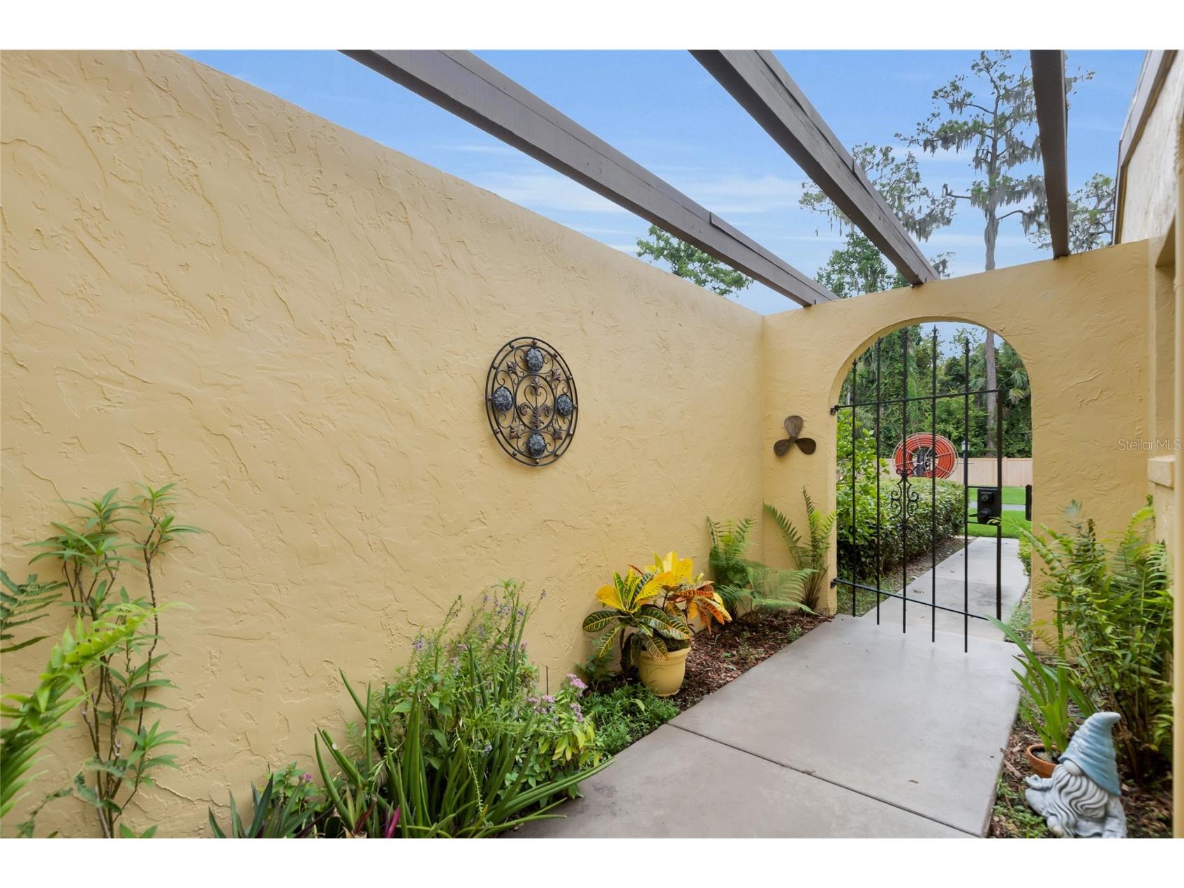 1111 Lakeshore Dr #A3 Eustis FL 32726 G5101315 image4