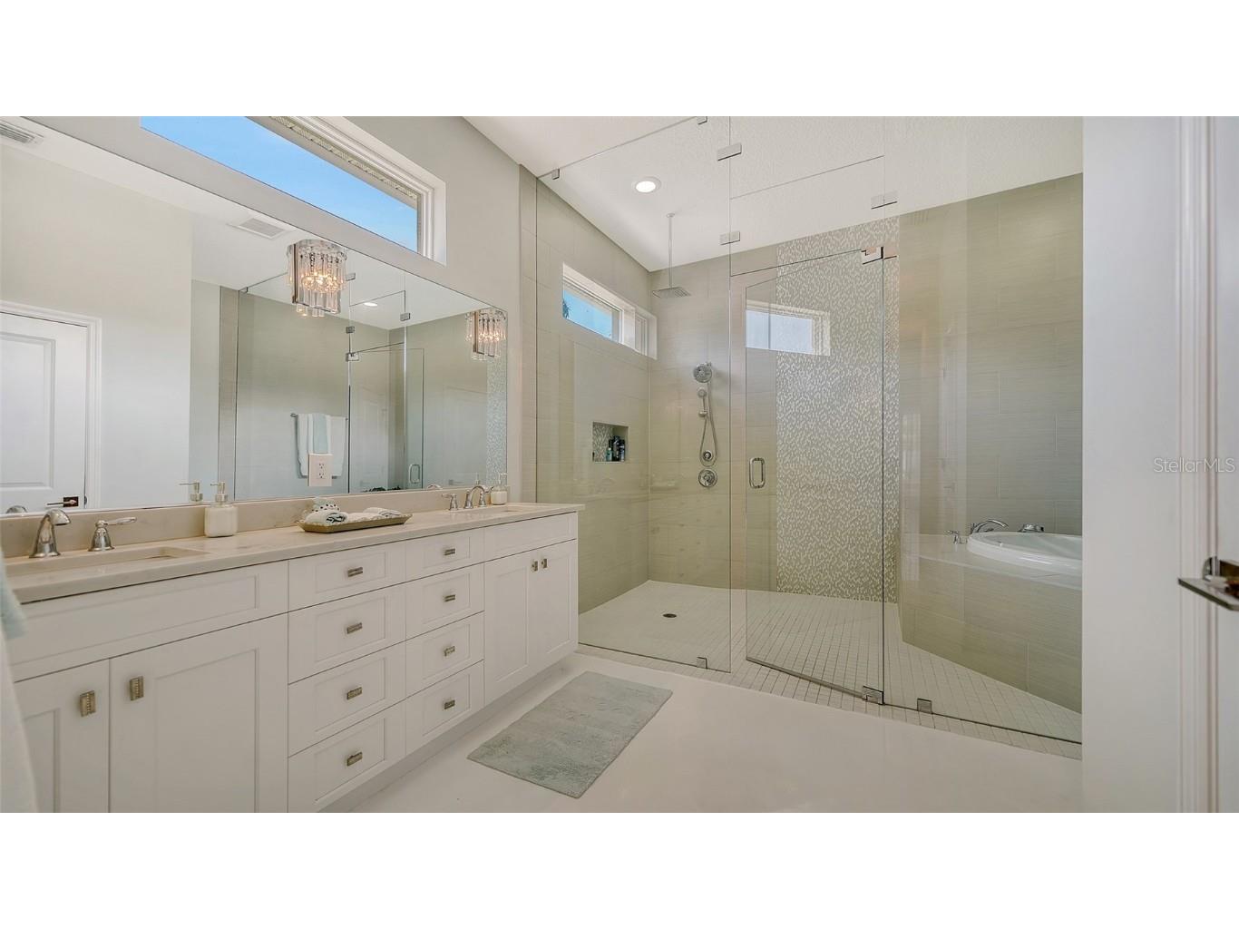 1111 Mallorca Drive Bradenton FL 34209 A4664633 image36