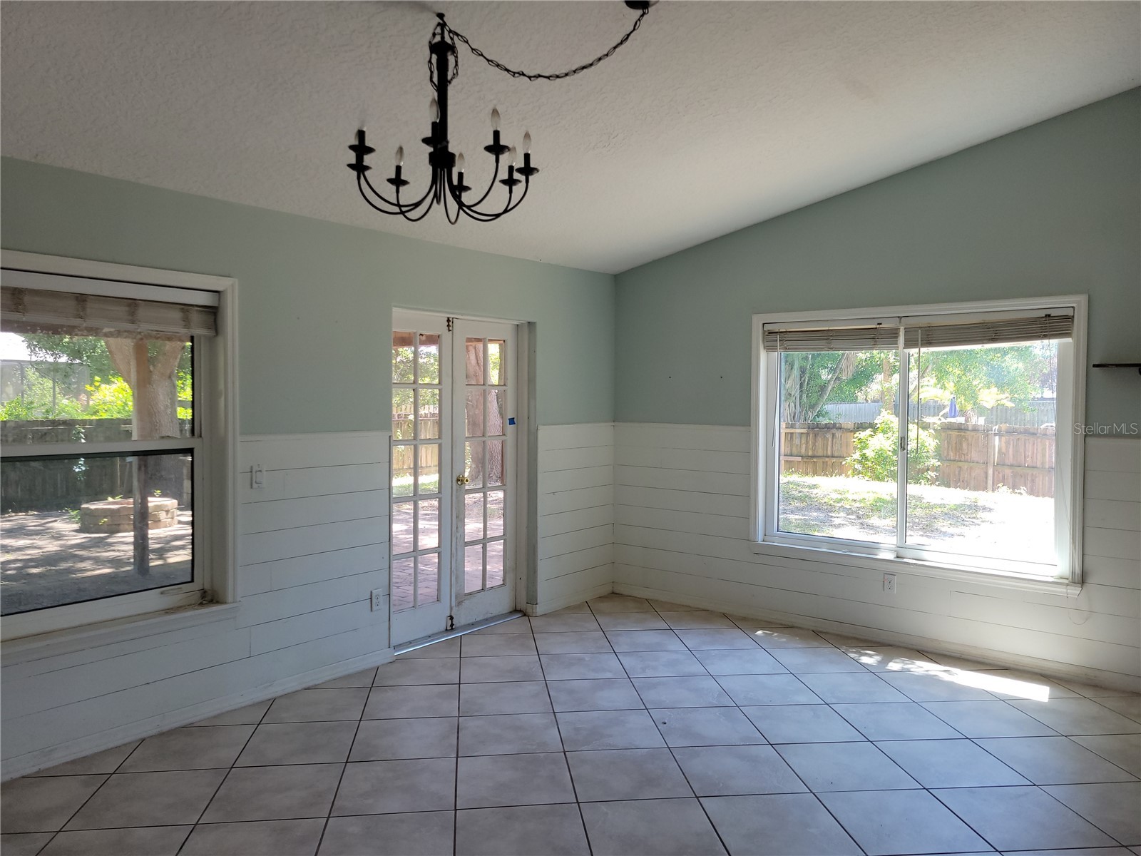 1111 Mina Avenue NE Palm Bay FL 32907 O6402741 image4