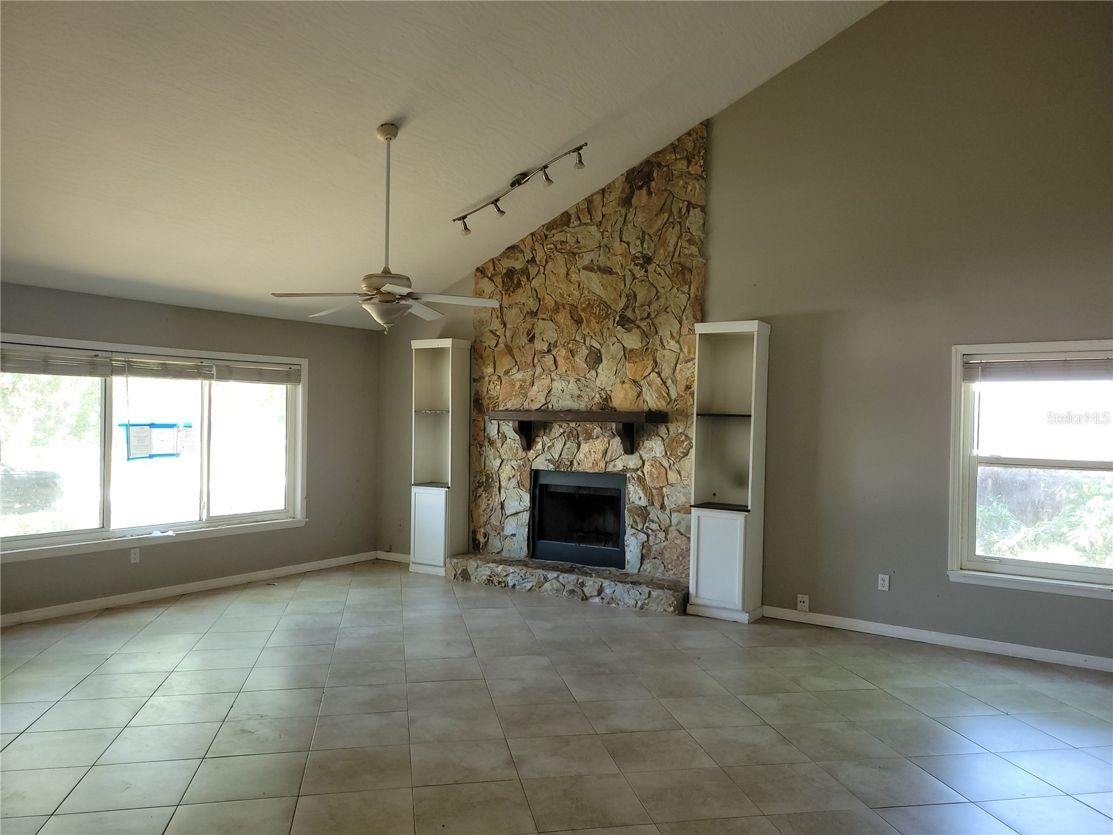 1111 Mina Avenue NE Palm Bay FL 32907 O6402741 image5