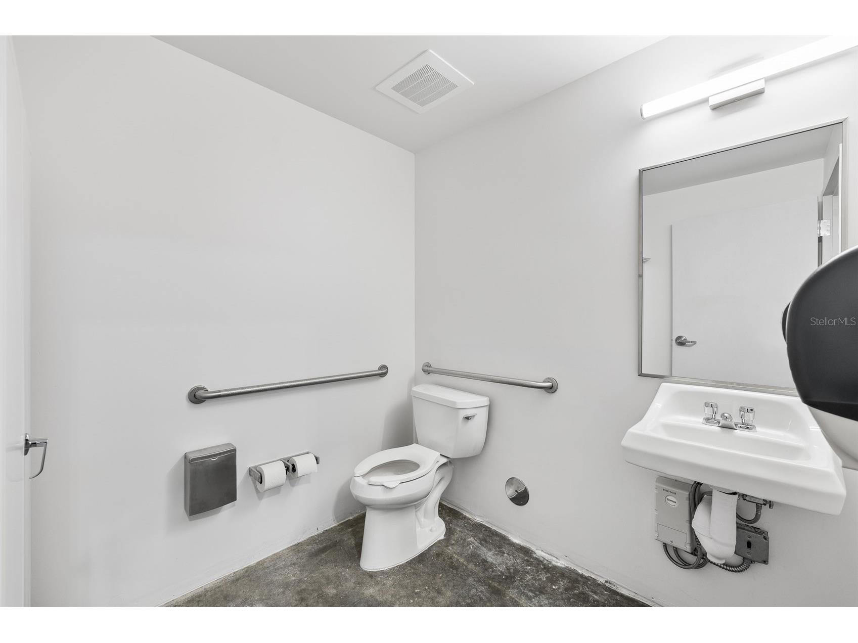 1111 N 34th Street #102 Tampa FL 33605 TB8474760 image18