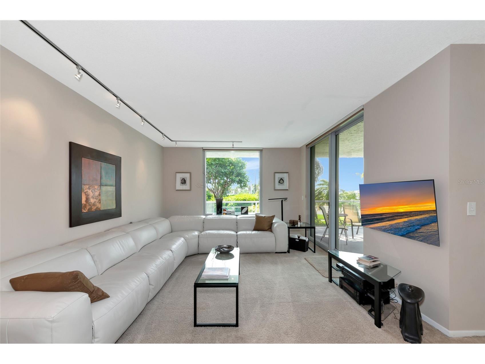 1111 N Gulfstream Ave #1a Avenue #1A Sarasota FL 34236 A4695479 image23