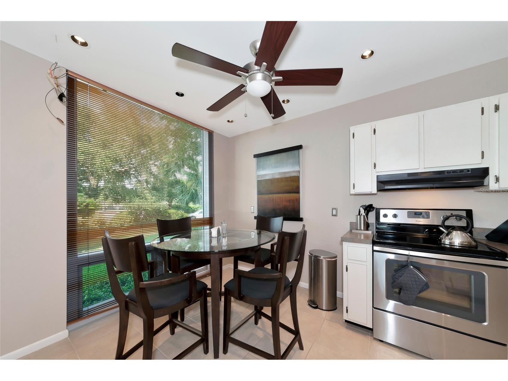 1111 N Gulfstream Ave #1a Avenue #1A Sarasota FL 34236 A4695479 image28
