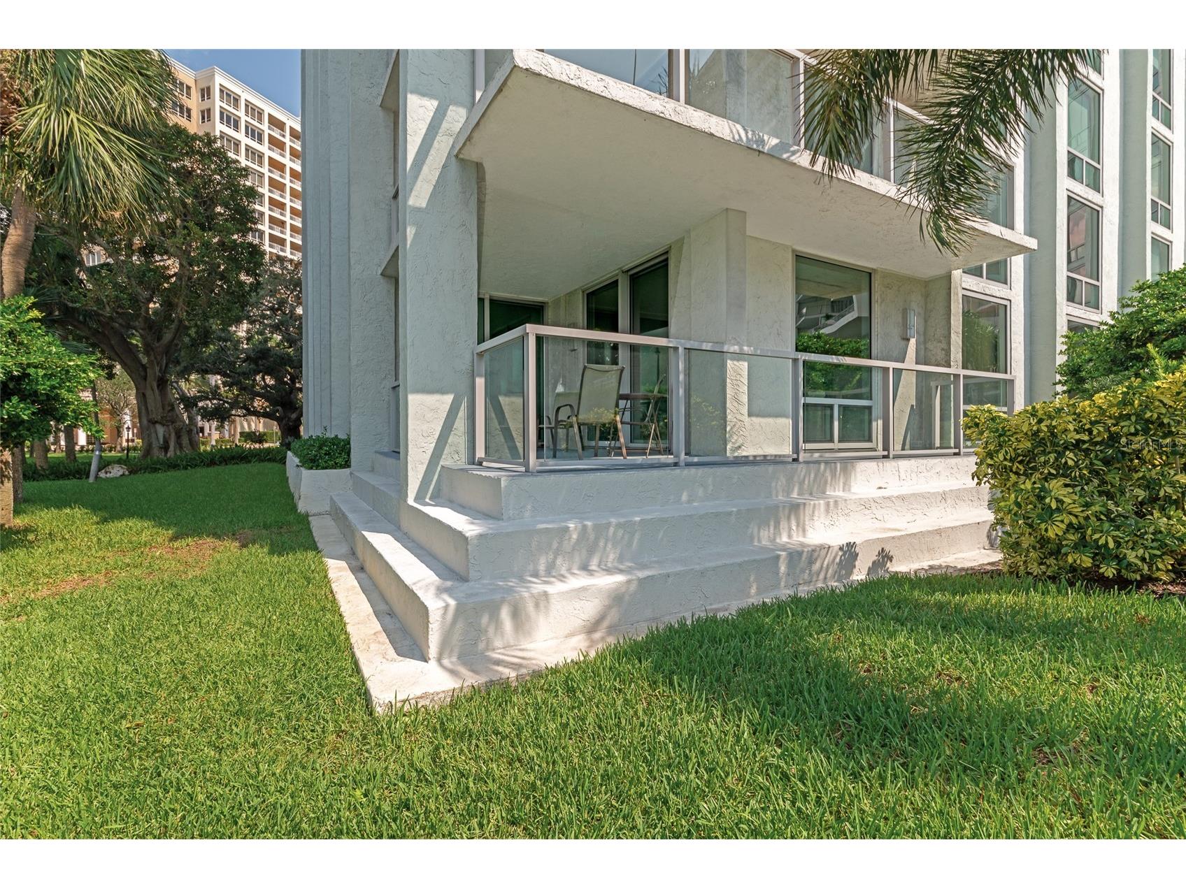 1111 N Gulfstream Ave #1a Avenue #1A Sarasota FL 34236 A4695479 image4