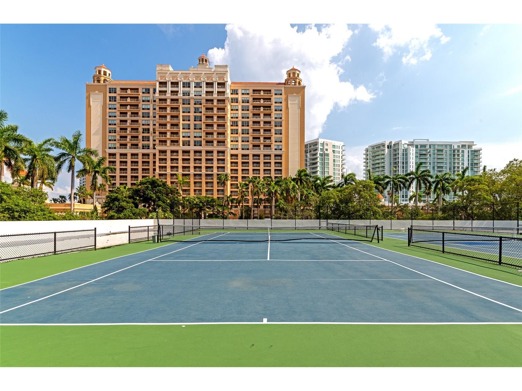 1111 N Gulfstream Ave #1a Avenue #1A Sarasota FL 34236 A4695479 image40