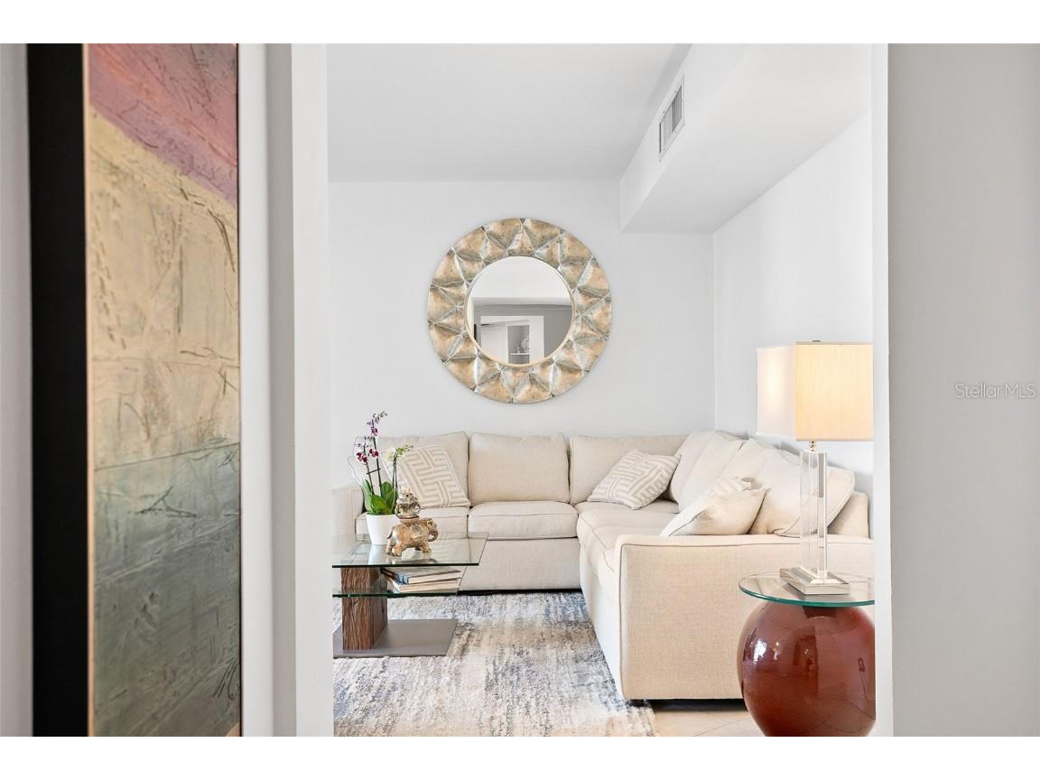 1111 N Gulfstream Avenue #10E Sarasota FL 34236 A4664841 image16