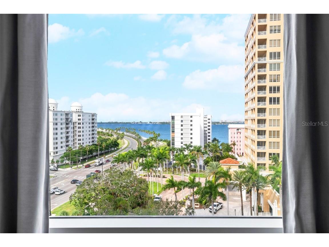 1111 N Gulfstream Avenue #10E Sarasota FL 34236 A4664841 image29