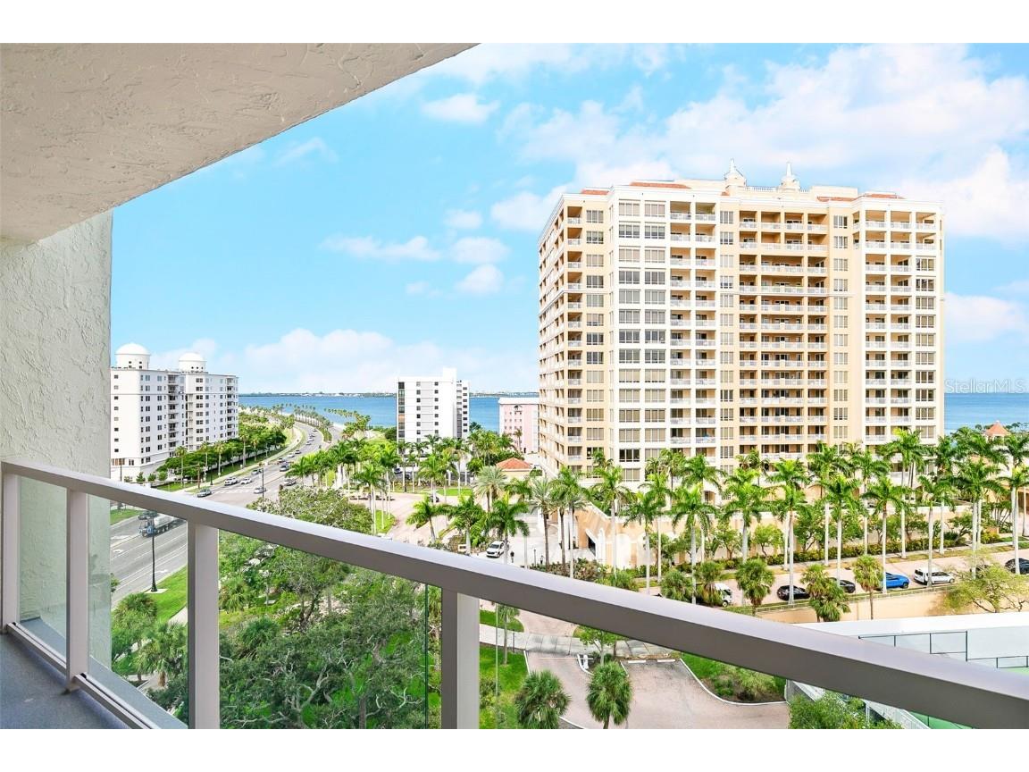 1111 N Gulfstream Avenue #10E Sarasota FL 34236 A4664841 image35