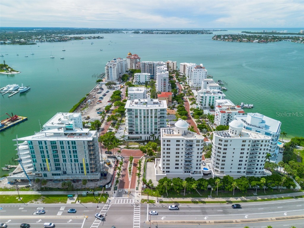 1111 N Gulfstream Avenue #10E Sarasota FL 34236 A4664841 image9