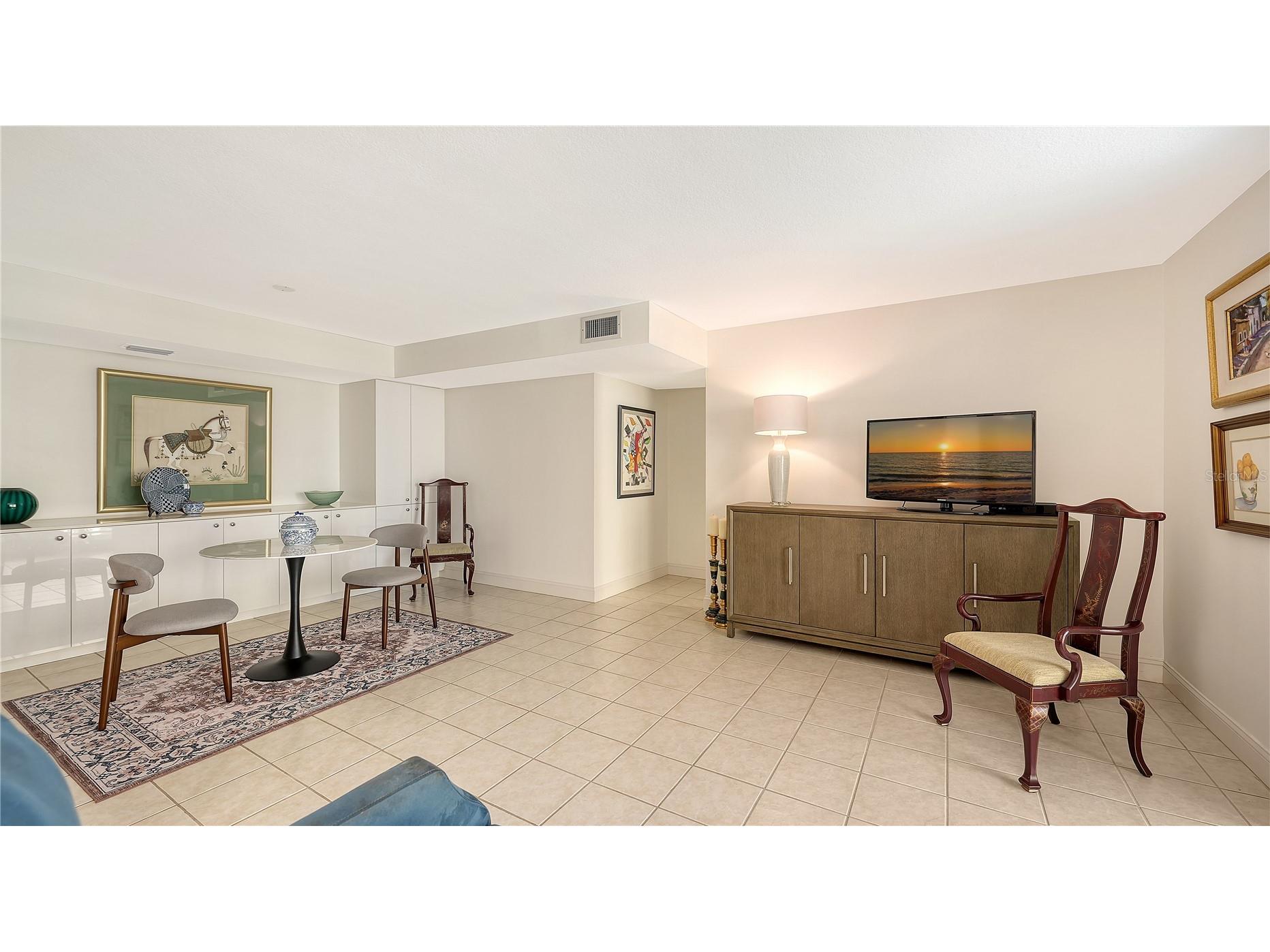 1111 N Gulfstream Avenue #10E Sarasota FL 34236 A4686980 image13
