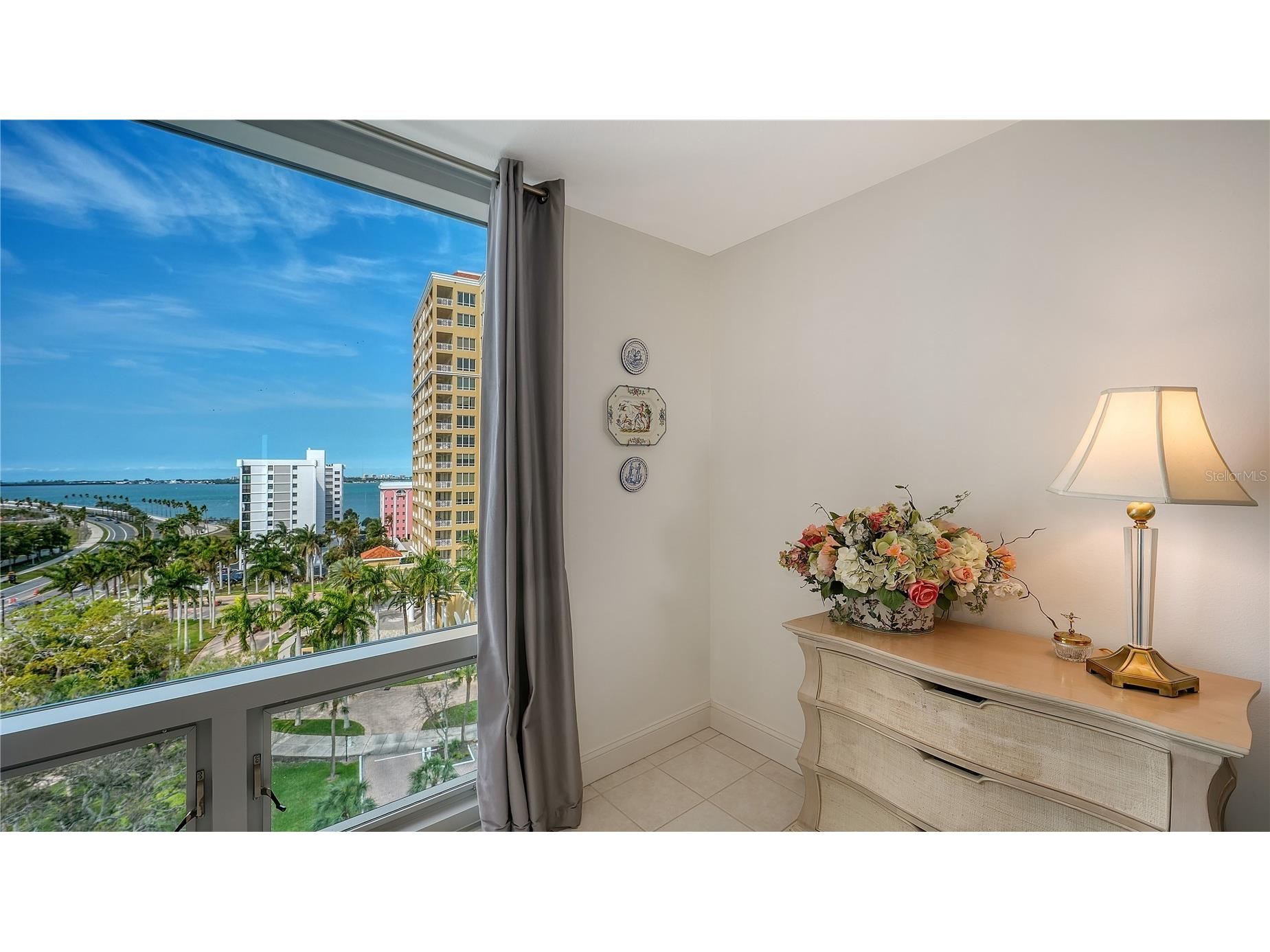 1111 N Gulfstream Avenue #10E Sarasota FL 34236 A4686980 image19