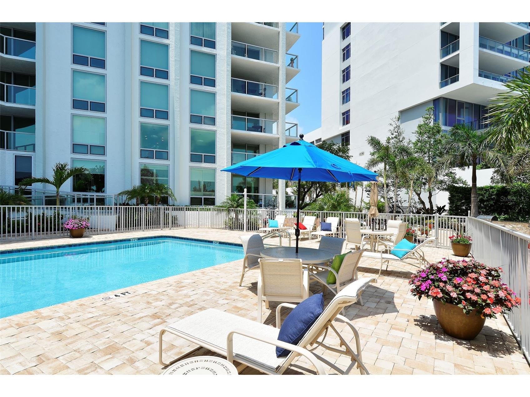 1111 N Gulfstream Avenue #10E Sarasota FL 34236 A4686980 image28