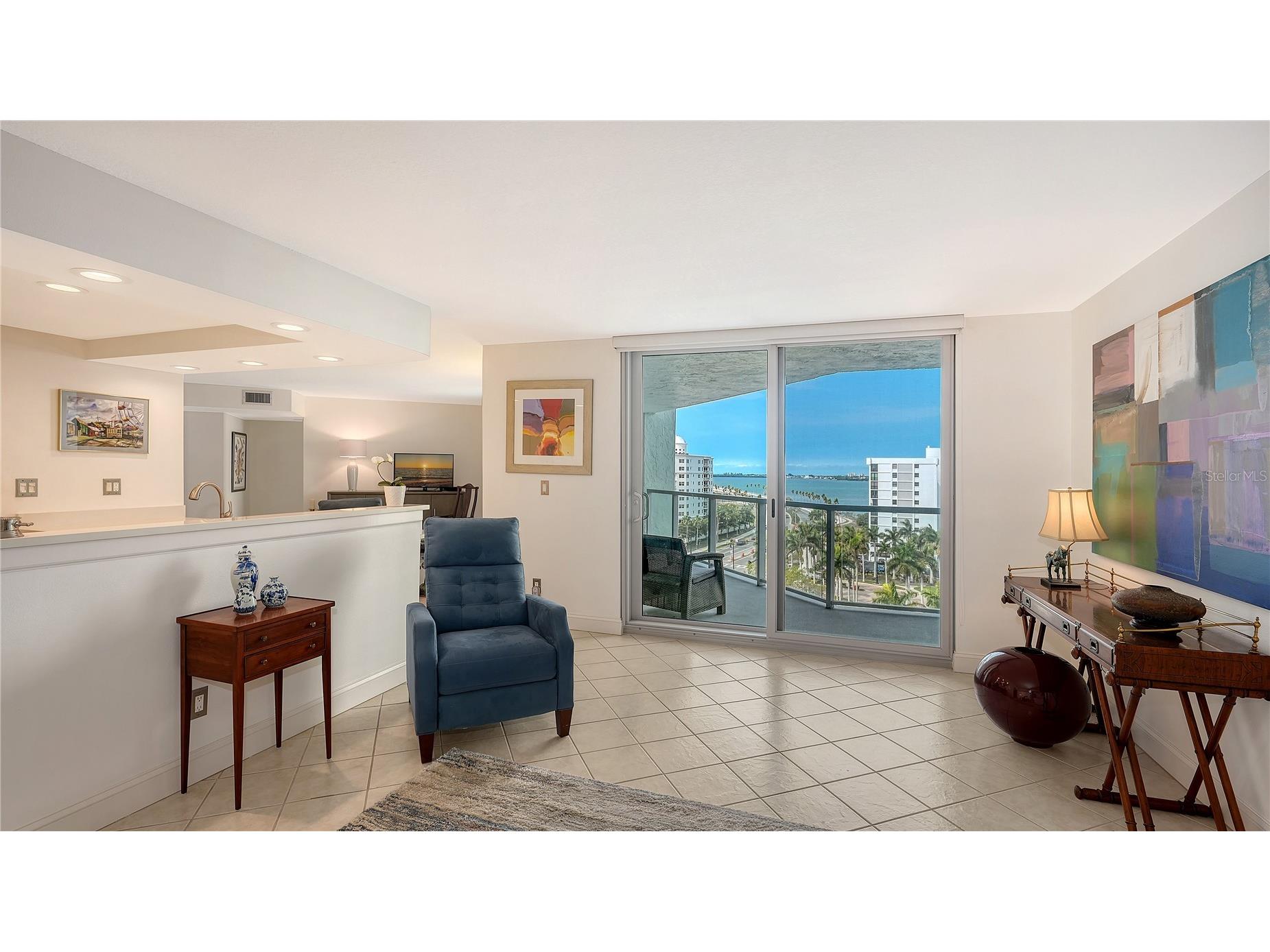 1111 N Gulfstream Avenue #10E Sarasota FL 34236 A4686980 image5