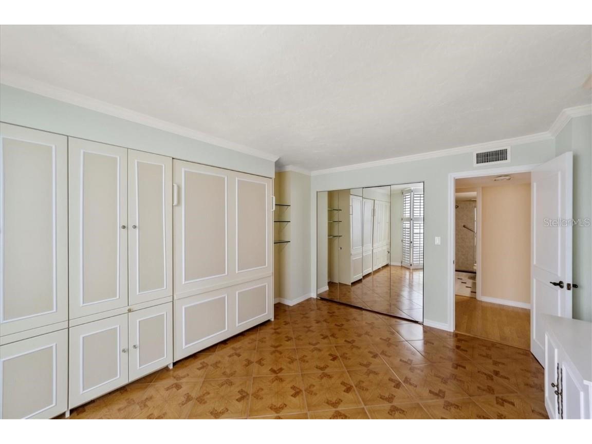 1111 N Gulfstream Avenue #16C Sarasota FL 34236 A4650116 image26