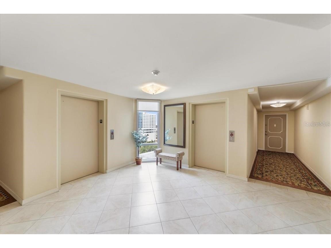 1111 N Gulfstream Avenue #16C Sarasota FL 34236 A4650116 image3