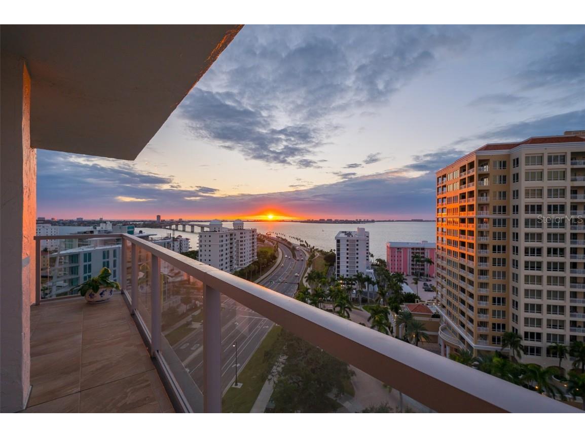 1111 N Gulfstream Avenue #16F Sarasota FL 34236 - SARASOTA BAY N6141188 image4