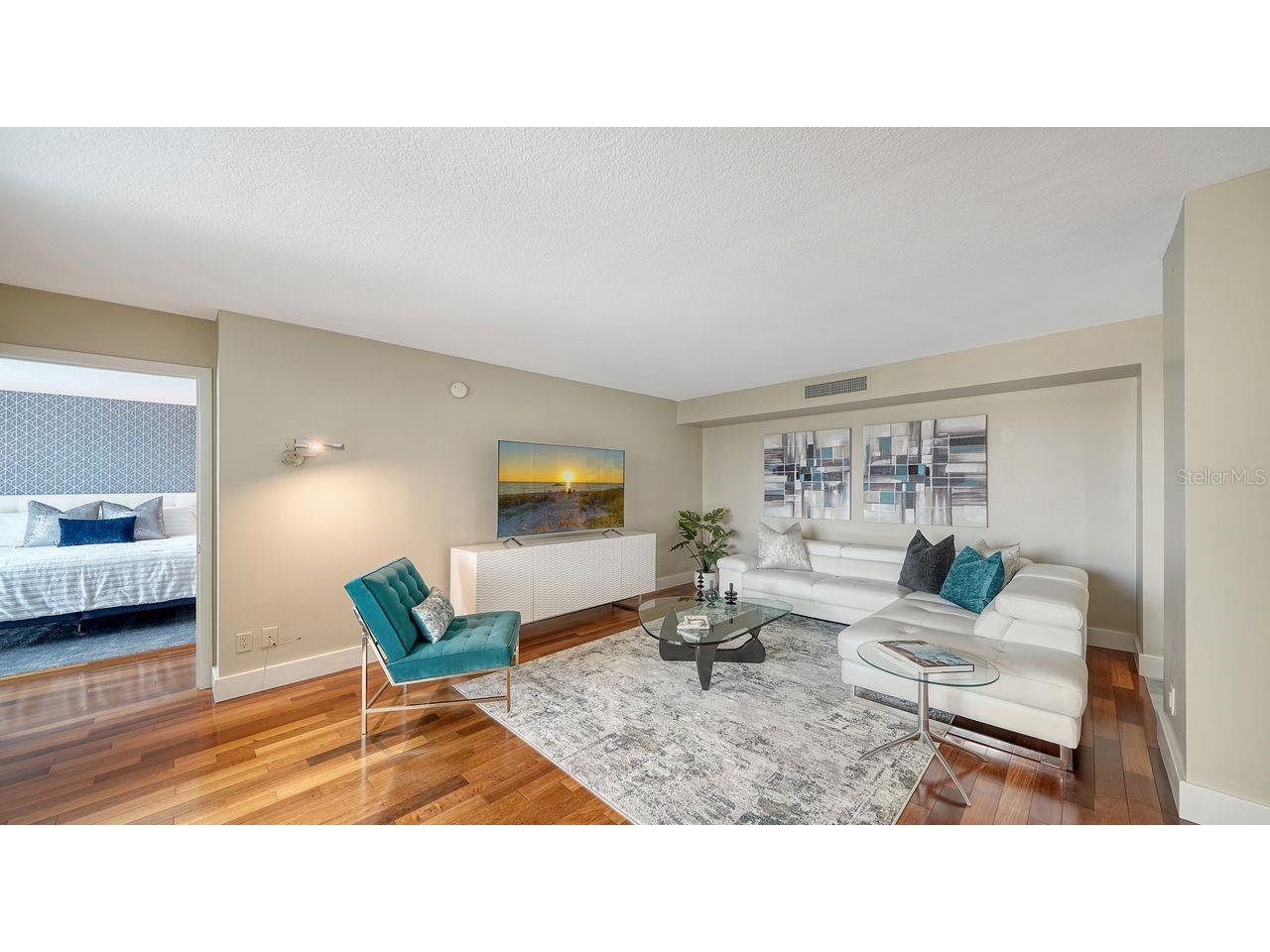 1111 N Gulfstream Avenue #4E Sarasota FL 34236 A4683591 image2