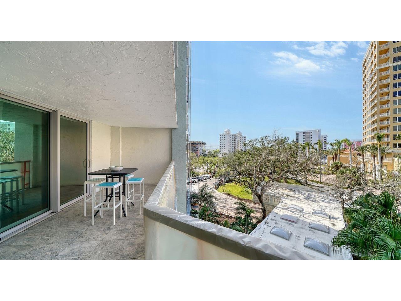 1111 N Gulfstream Avenue #4E Sarasota FL 34236 A4683591 image24