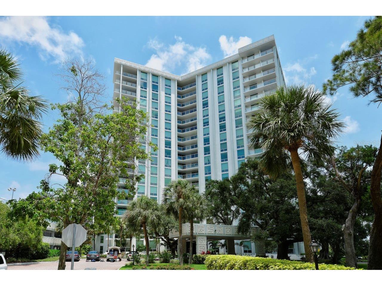 1111 N Gulfstream Avenue #4E Sarasota FL 34236 A4683591 image27