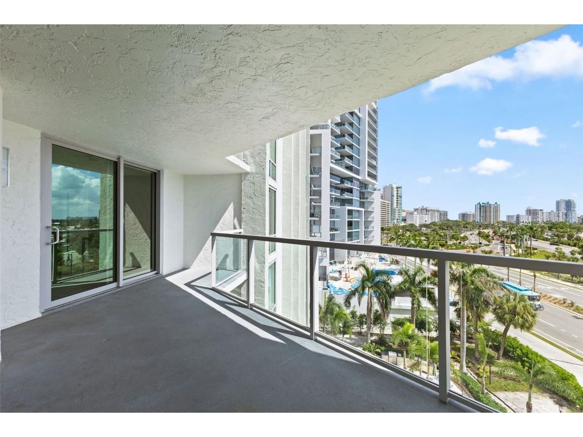 1111 N Gulfstream Avenue #6B Sarasota FL 34236 A4667955 image10