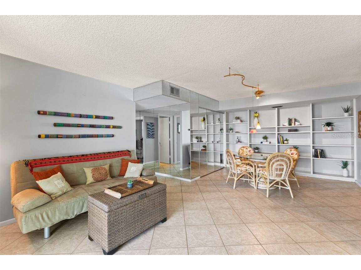 1111 N Gulfstream Avenue #6B Sarasota FL 34236 A4667955 image20