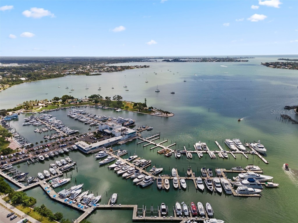 1111 N Gulfstream Avenue #6B Sarasota FL 34236 A4667955 image4