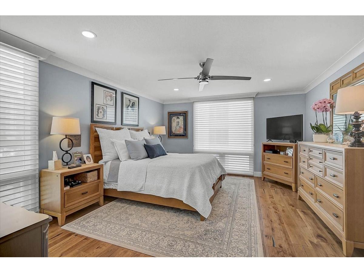 1111 N Gulfstream Avenue #7C Sarasota FL 34236 - SARASOTA BAY A4692338 image33