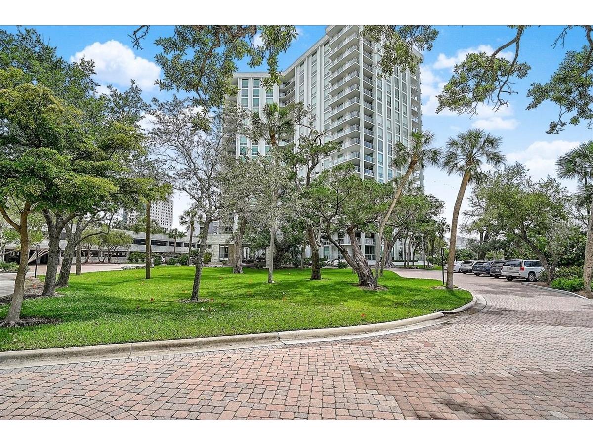1111 N Gulfstream Avenue #7C Sarasota FL 34236 - SARASOTA BAY A4692338 image63